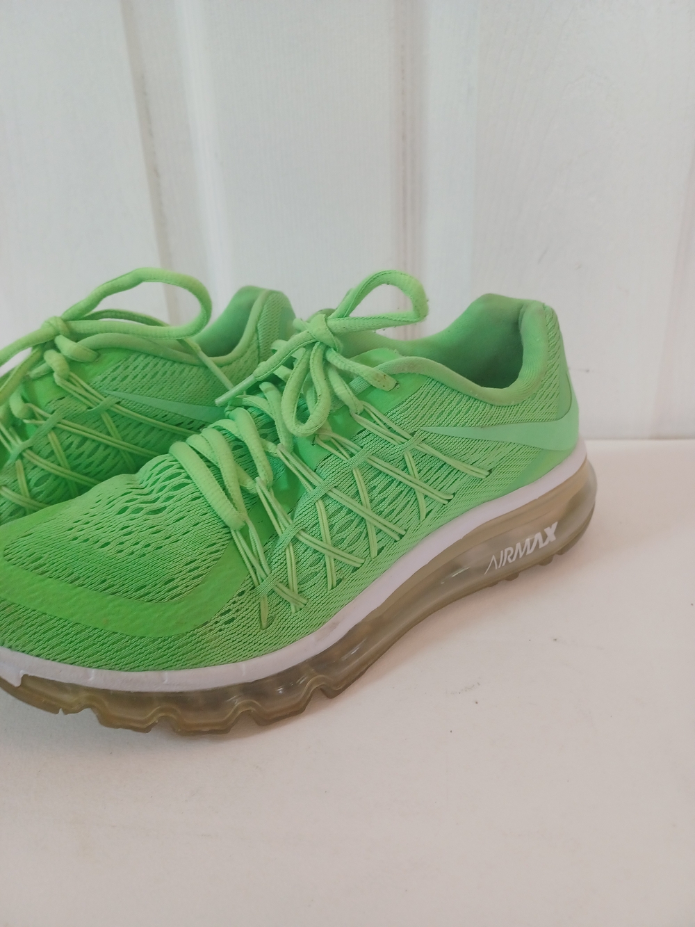 Nike Air Max 2015 GS Voltage Green White Running Shoes 705457-300 Sz 6Y (W) 7.5